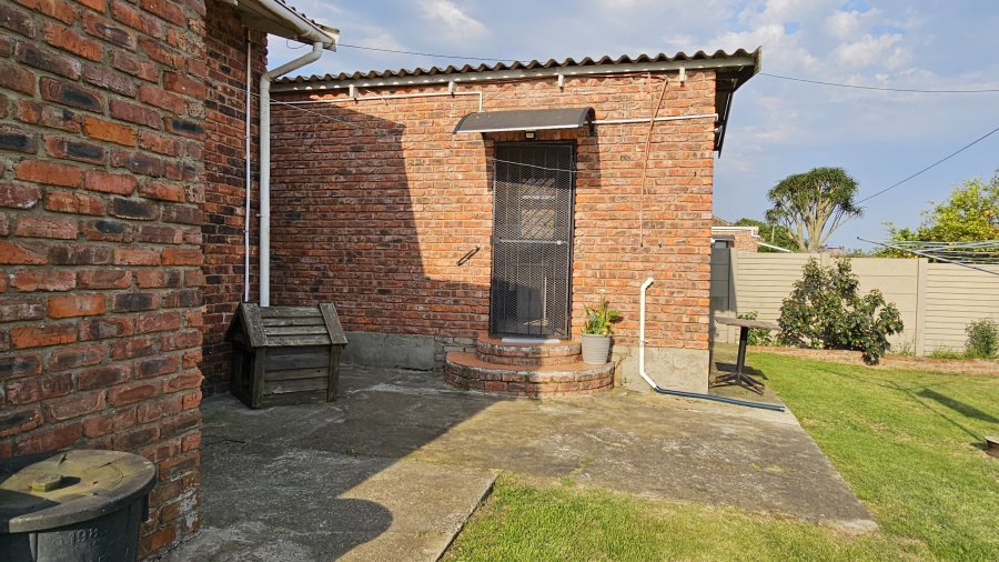 2 Bedroom Property for Sale in Rowallan Park Eastern Cape